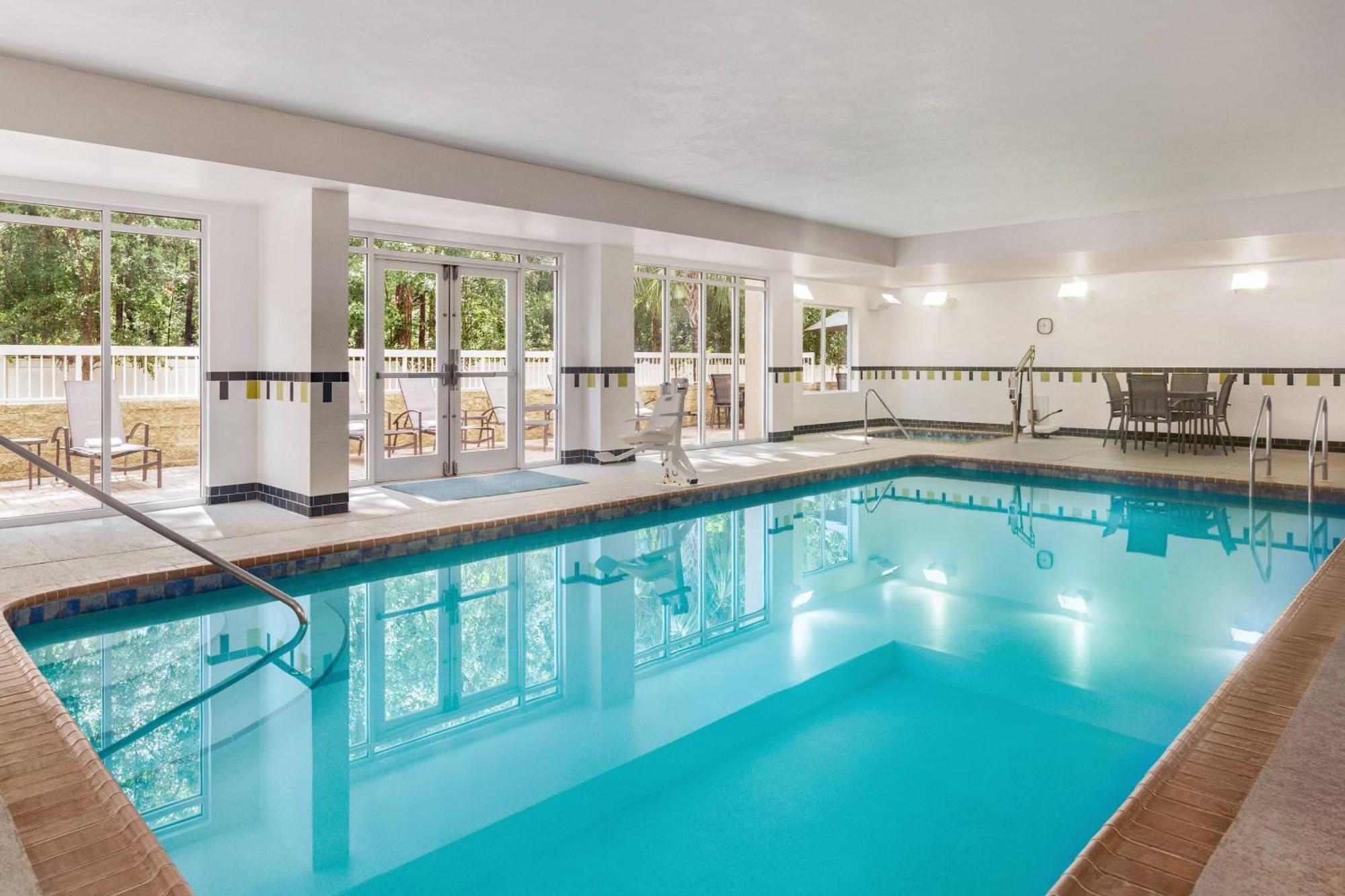 Fairfield Inn & Suites Jacksonville West/Chaffee Point Exteriör bild