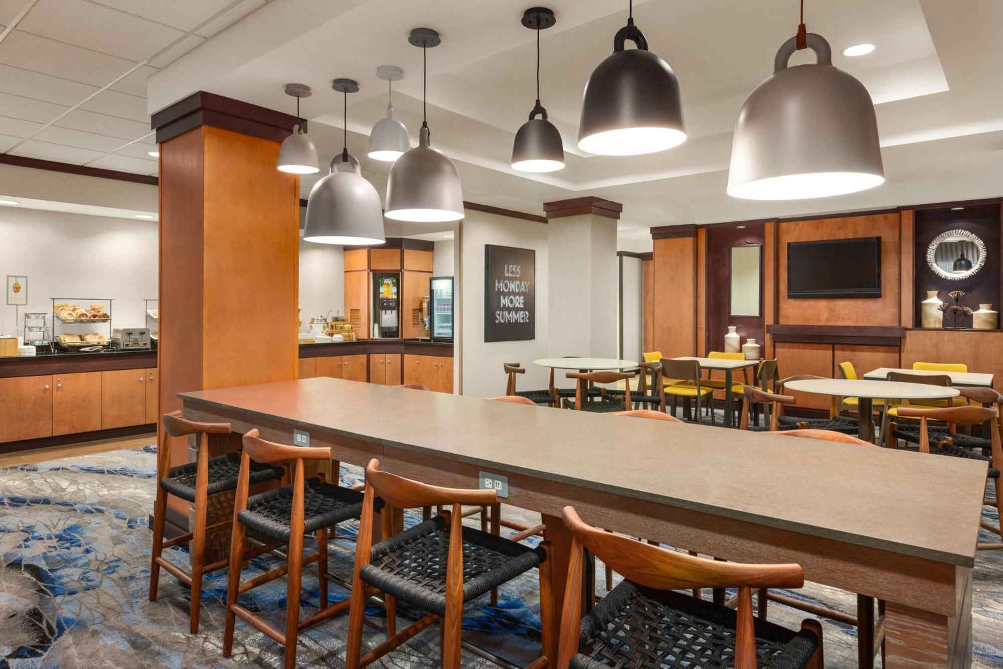 Fairfield Inn & Suites Jacksonville West/Chaffee Point Exteriör bild