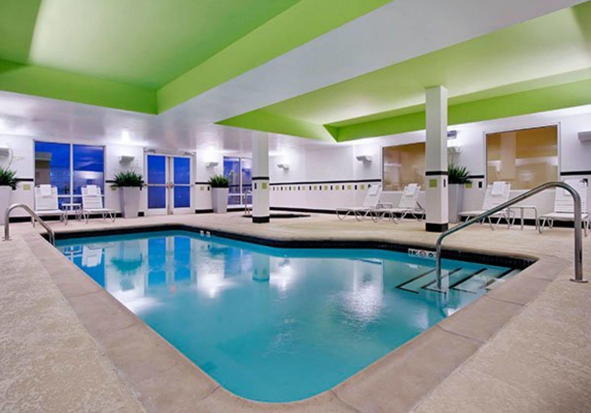 Fairfield Inn & Suites Jacksonville West/Chaffee Point Exteriör bild
