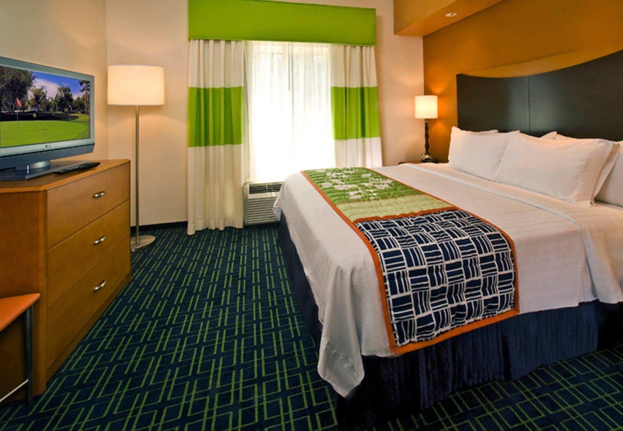 Fairfield Inn & Suites Jacksonville West/Chaffee Point Exteriör bild