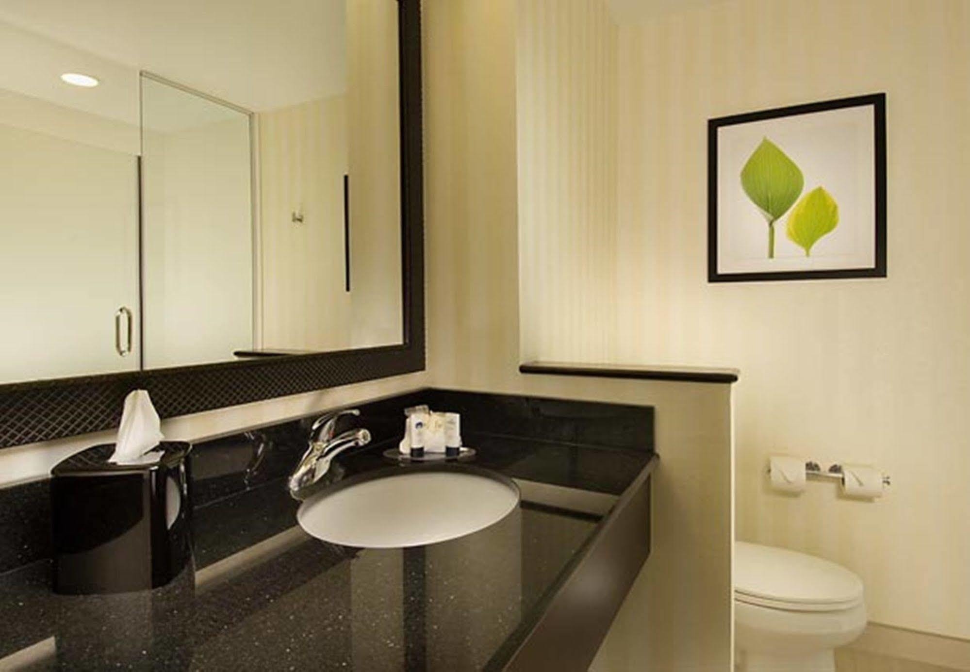 Fairfield Inn & Suites Jacksonville West/Chaffee Point Exteriör bild