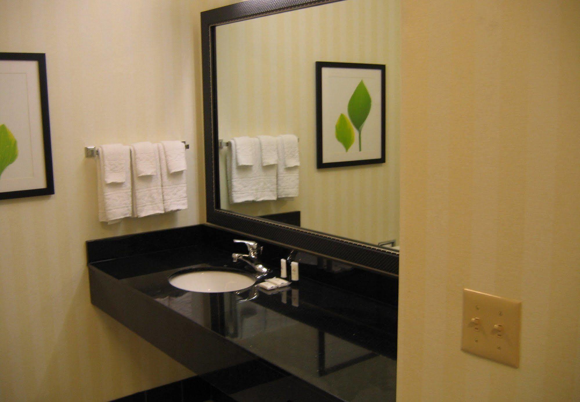 Fairfield Inn & Suites Jacksonville West/Chaffee Point Exteriör bild